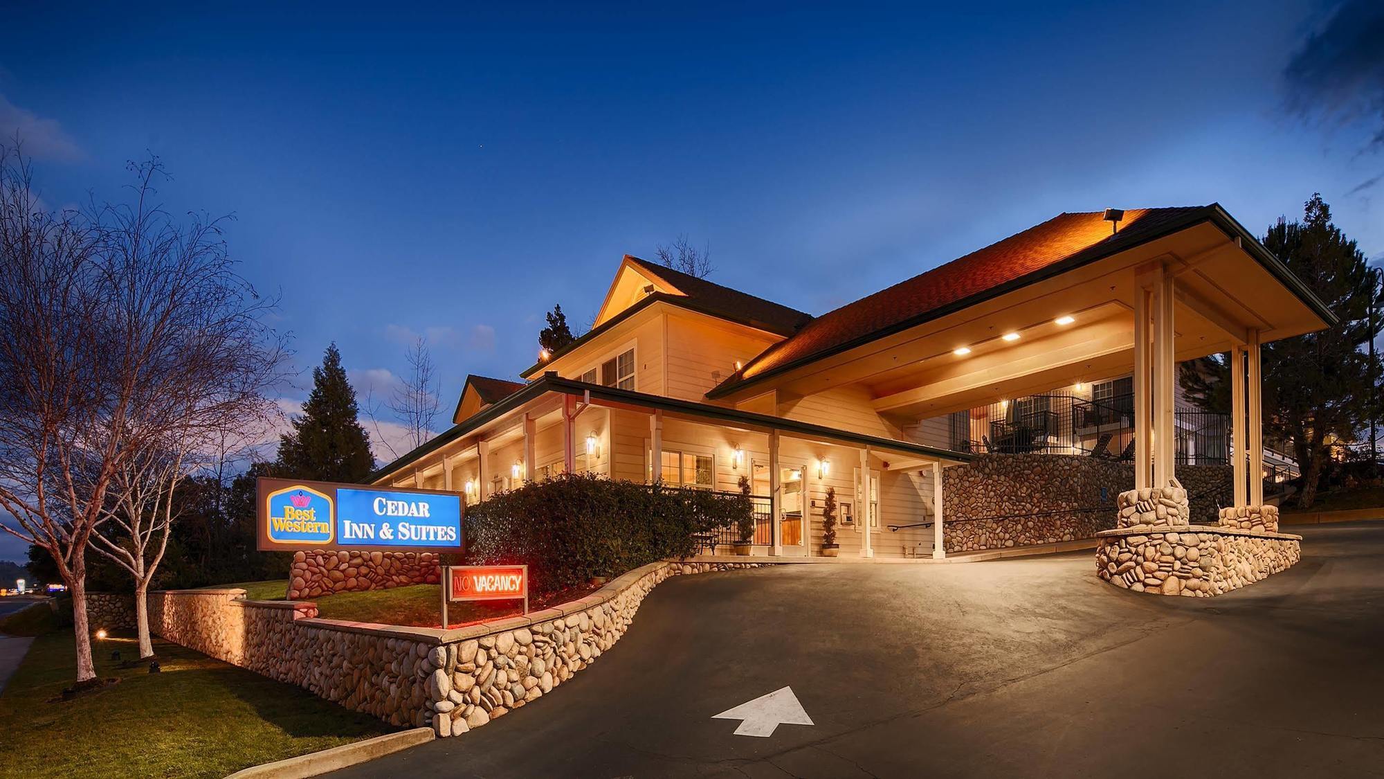 Best Western Cedar Inn&Suites Angels Camp Exterior foto